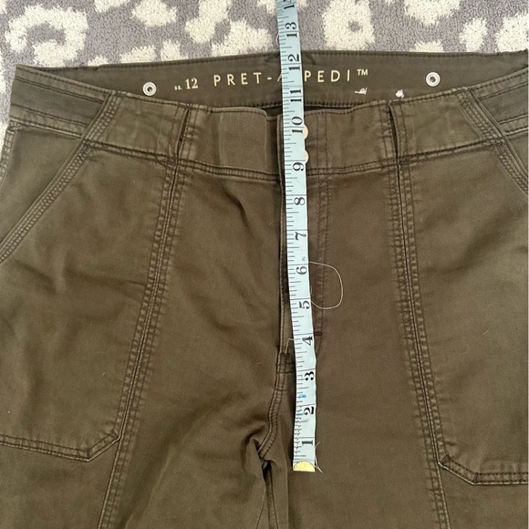 WHITE HOUSE BLACK MARKET - Dark Olive Pret a Pedi / Moto Straight leg Pants - Picture 4 of 7